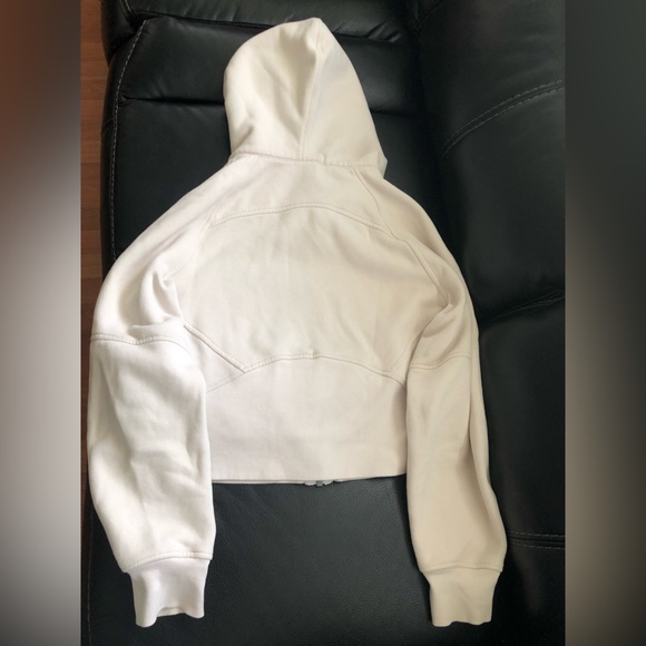 Lululemon Scuba Oversized Full Zip White Opal XS / S EUC! - Picture 10 of 14